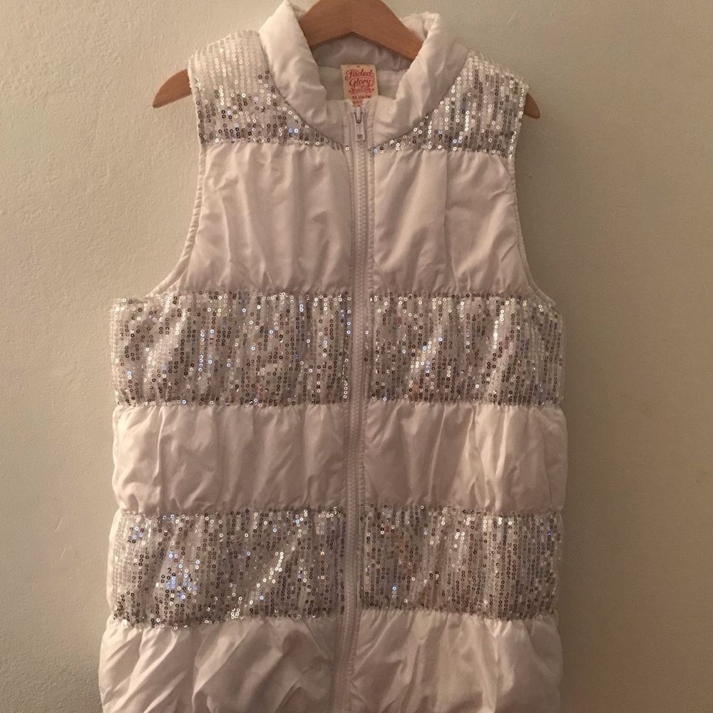 Faded Glory Puffy Vest Girl’s Size XL (14-16)